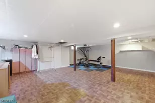 353 Whitewood Rd, Union Township, NJ 07083 - Photo 28