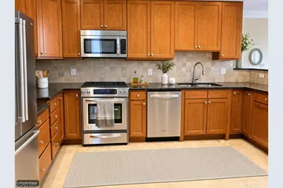 1118 Warrens Way, Wanaque, NJ 07465 - Photo 8