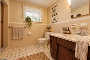 2831 Bradbury Ave, Linden, NJ 07036 - Photo 20