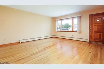 2831 Bradbury Ave, Linden, NJ 07036 - Photo 4