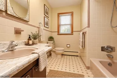 2831 Bradbury Ave, Linden, NJ 07036 - Photo 8