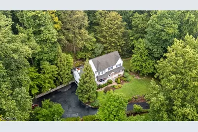 32 Sawmill Rd, Tewksbury Township, NJ 08833 - Photo 28