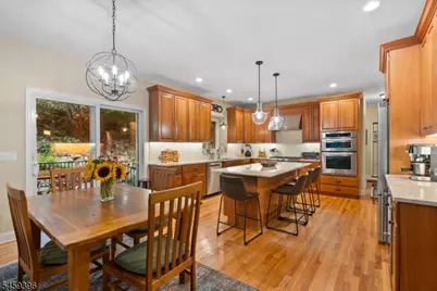 32 Sawmill Rd, Tewksbury Township, NJ 08833 - Photo 6