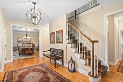 32 Sawmill Rd, Tewksbury Township, NJ 08833 - Photo 2