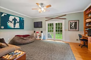 32 Sawmill Rd, Tewksbury Township, NJ 08833 - Photo 10