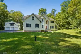 21 Misty Ln, Green Township, NJ 07821 - Photo 2