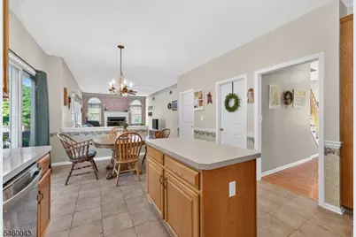 3 Cobblewood Ct, Lopatcong Township, NJ 08865 - Photo 12
