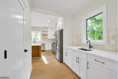 44 Hanover Rd, Mountain Lakes, NJ 07046 - Photo 16