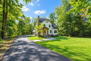 44 Hanover Rd, Mountain Lakes, NJ 07046 - Photo 2