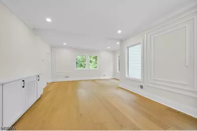 44 Hanover Rd, Mountain Lakes, NJ 07046 - Photo 8