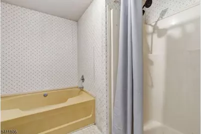 191 Millbrook Rd, Hardwick Township, NJ 07825 - Photo 10