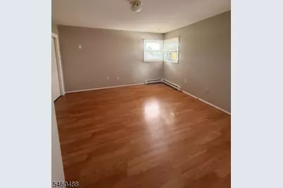 28 Girard Ave, Union Township, NJ 07088 - Photo 10