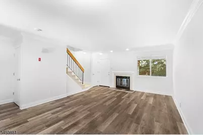 103 Orchard Meadows Dr, Union Township, NJ 07083 - Photo 4
