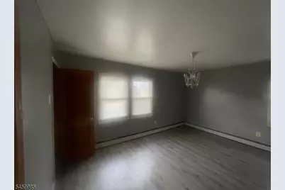 11 Welland Ave, Irvington, NJ 07111 - Photo 4