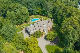19 2 Heritage Ct, Bernardsville, NJ 07931 - Photo 48
