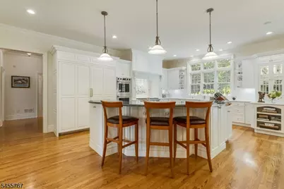 19-2 Heritage Ct, Bernardsville, NJ 07931 - Photo 16