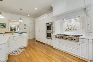 19 2 Heritage Ct, Bernardsville, NJ 07931 - Photo 20