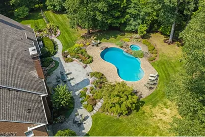 19-2 Heritage Ct, Bernardsville, NJ 07931 - Photo 46