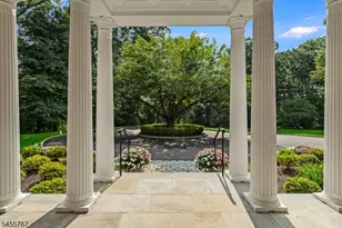 19 2 Heritage Ct, Bernardsville, NJ 07931 - Photo 4