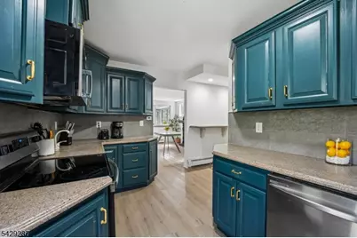 181 Orben Dr, Mount Arlington, NJ 07850 - Photo 10