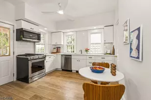 41 N Willow St, Montclair, NJ 07042 - Photo 14
