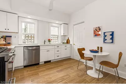 41 N Willow St, Montclair, NJ 07042 - Photo 12