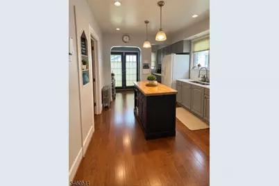 69 Tuxedo Pkwy, Newark, NJ 07106 - Photo 22