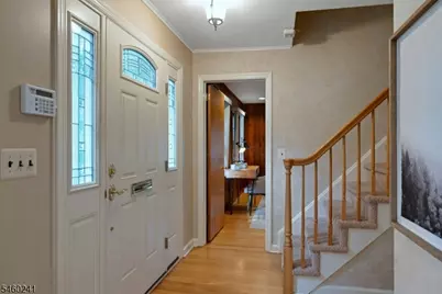 7 Sharon Rd, Springfield, NJ 07081 - Photo 4