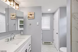 340 Lakeview Dr, Hampton Township, NJ 07860 - Photo 16