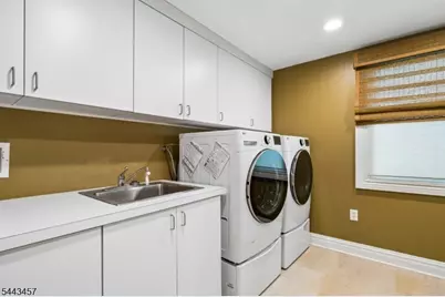 9 Canterbury Ln, Summit, NJ 07901 - Photo 18