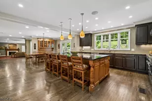 9 Canterbury Ln, Summit, NJ 07901 - Photo 12