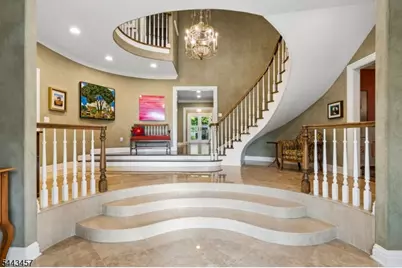 9 Canterbury Ln, Summit, NJ 07901 - Photo 2