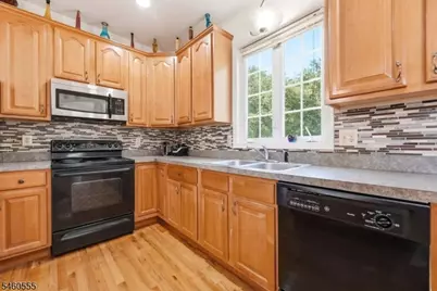 6 Andre Ct, Hardyston Township, NJ 07416 - Photo 14