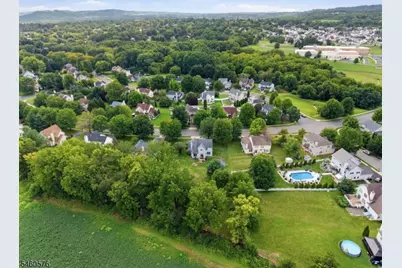 280 Stonehenge Dr, Lopatcong Township, NJ 08865 - Photo 34