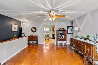 1135B Valley Rd, Wayne, NJ 07470 - Photo 10