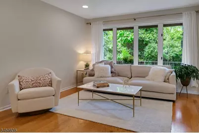 134 Terrace Dr #134, Chatham Township, NJ 07928 - Photo 4