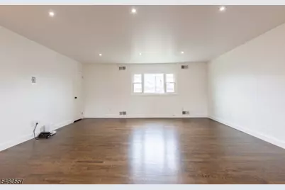 75 Mt Prospect Ave Unit #2, Clifton, NJ 07013 - Photo 4