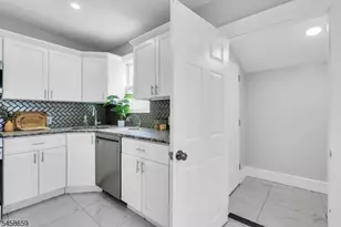 379 Seminary Ave, Rahway, NJ 07065 - Photo 4