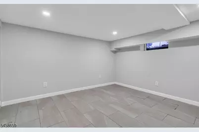 379 Seminary Ave, Rahway, NJ 07065 - Photo 26