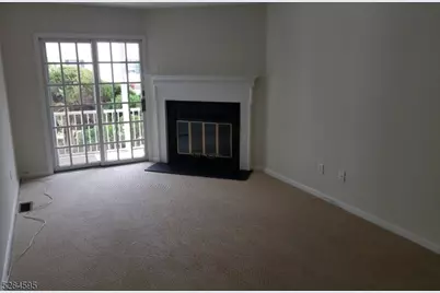 73 Smithfield Court, Bernards Township, NJ 07920 - Photo 2