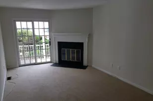 73 Smithfield Ct, Bernards Township, NJ 07920 - Photo 2