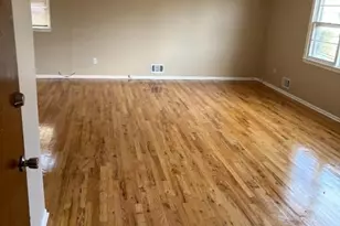 37 Young Ave 2nd Fl, Hillside, NJ 07205 - Photo 8