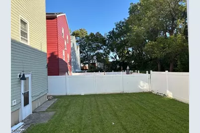 37 Young Ave 2nd Fl #2, Hillside, NJ 07205 - Photo 12