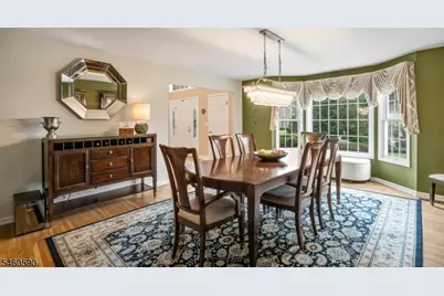 4 Moccasin Ct, Mahwah Twp., NJ 07430 - Photo 10