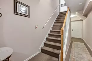 4 Moccasin Ct, Mahwah Twp., NJ 07430 - Photo 38