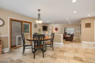 4 Moccasin Ct, Mahwah Twp., NJ 07430 - Photo 16