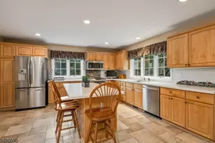 4 Moccasin Ct, Mahwah Twp., NJ 07430 - Photo 14