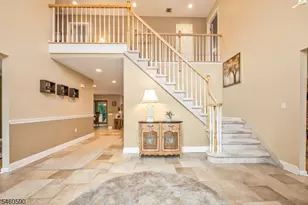 4 Moccasin Ct, Mahwah Twp., NJ 07430 - Photo 6