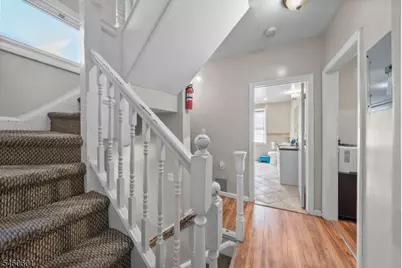 38 Nairn Pl, Newark, NJ 07108 - Photo 16