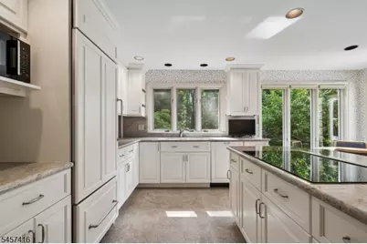 300 Oak Ridge Ave, Summit, NJ 07901 - Photo 10